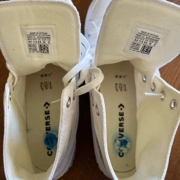 White Converse Lugged 2.0 High Top Platform Sneakers Shoes - Picture 3 of 7